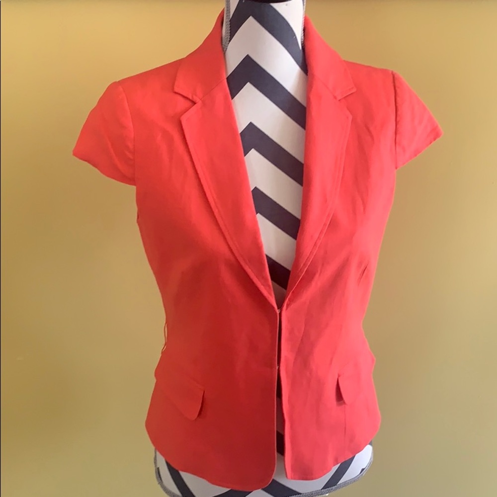Coral red short sleeve blazer EUC